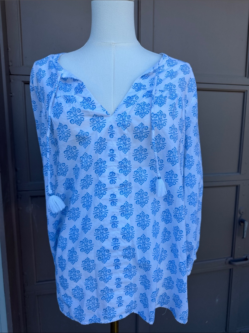 Vineyard Vines White Tunic with Blue Tassel Tie Print